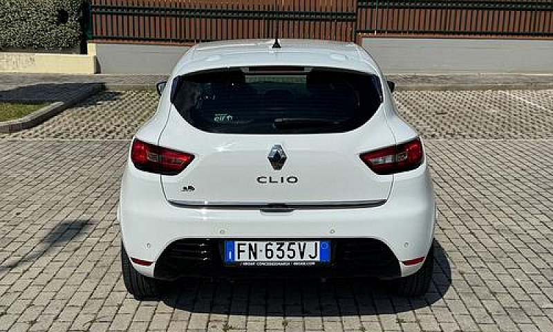 Renault Clio 1.2 Ben...