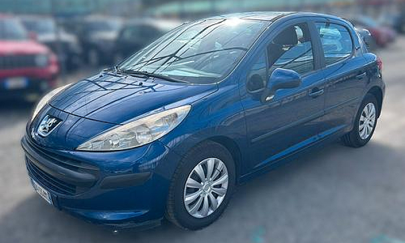 Peugeot 207 1.4 8V 7...