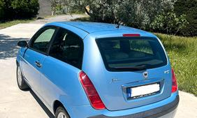 Lancia Ypsilon 1.3 M...