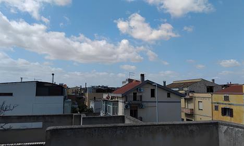 Monserrato, Via Terr...