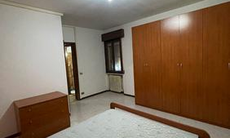 Trilocale Con Garage...