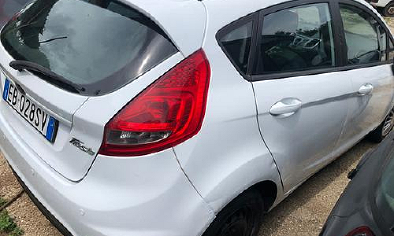 Ford Fiesta 5ª Serie...