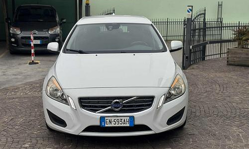 Volvo V60 D2 1.6 Pow...