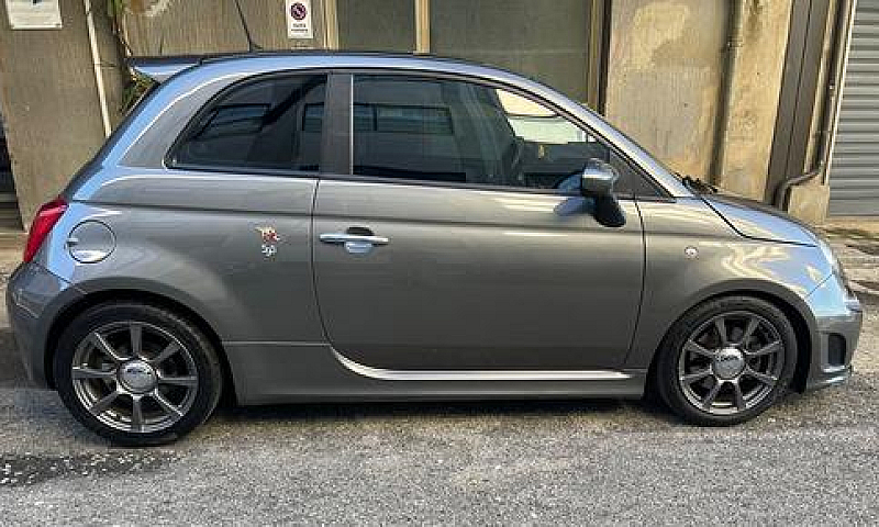 Abarth 595 1.4 Turbo...