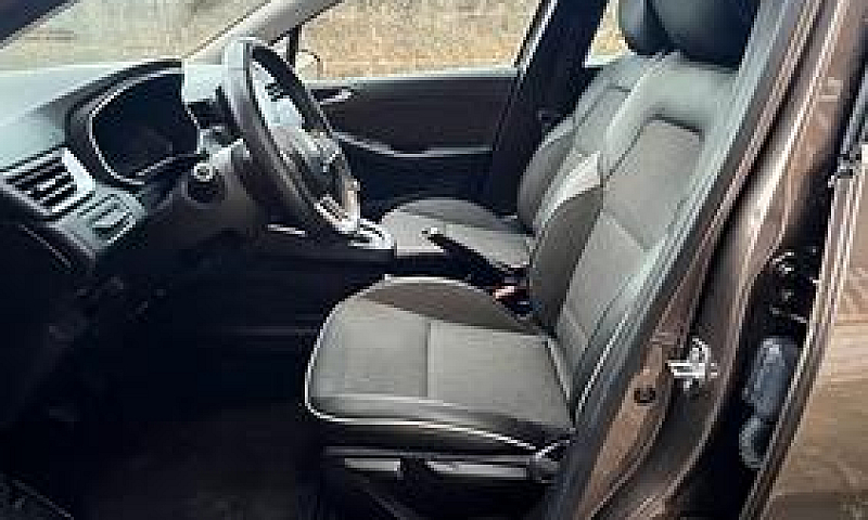 ???? Renault Clio 1....