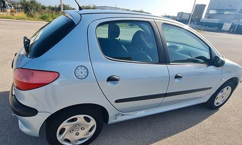 Peugeot 206 - 2001...