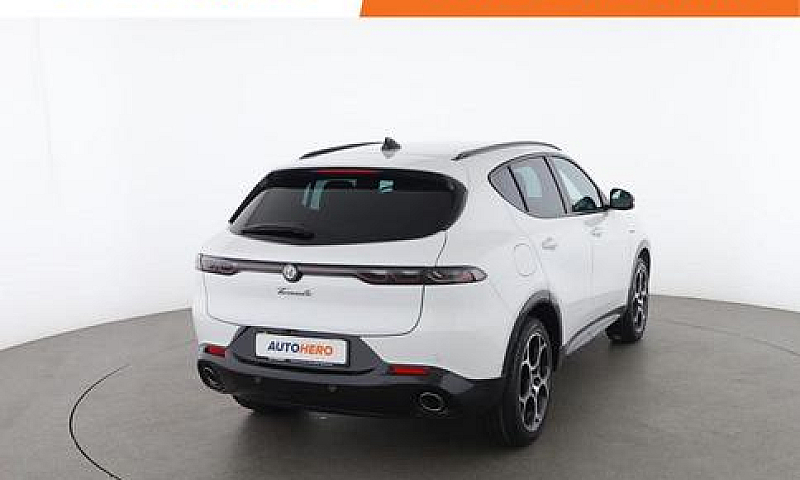Alfa Romeo Tonale Pa...
