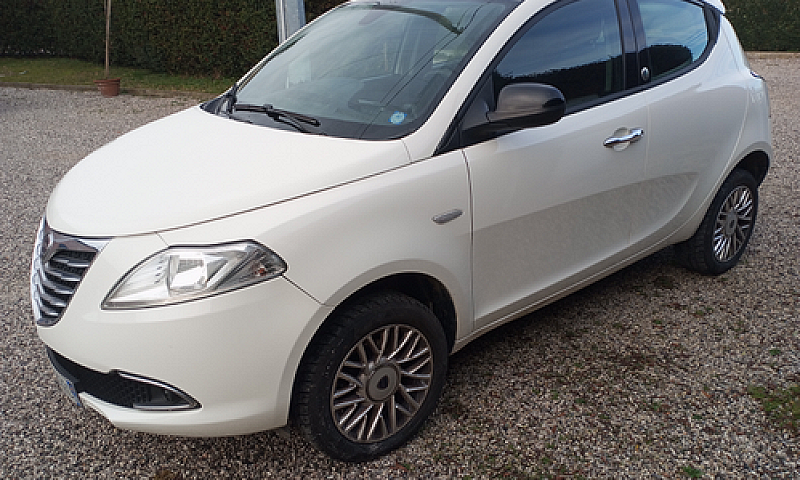 Lancia Ypsilon Per N...