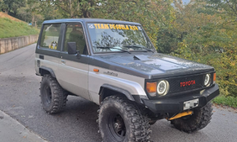 Toyota Land Cruiser ...