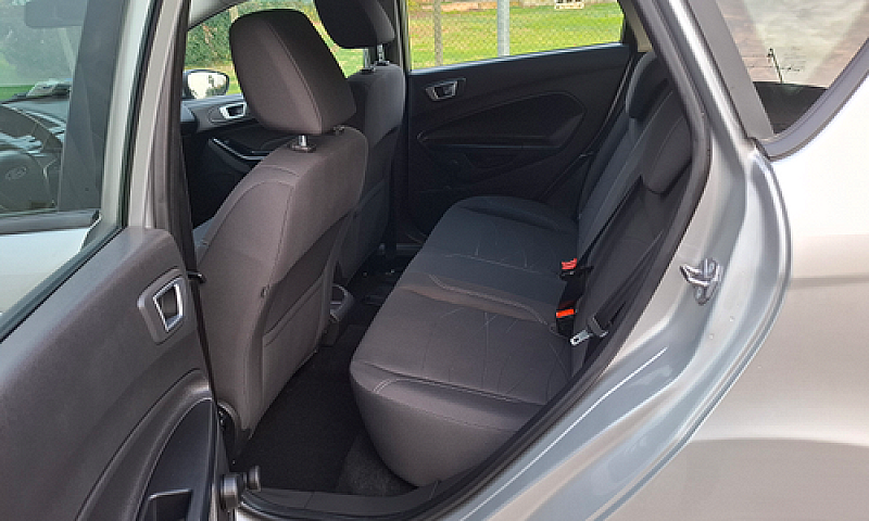 Ford Fiesta 1.4 Benz...