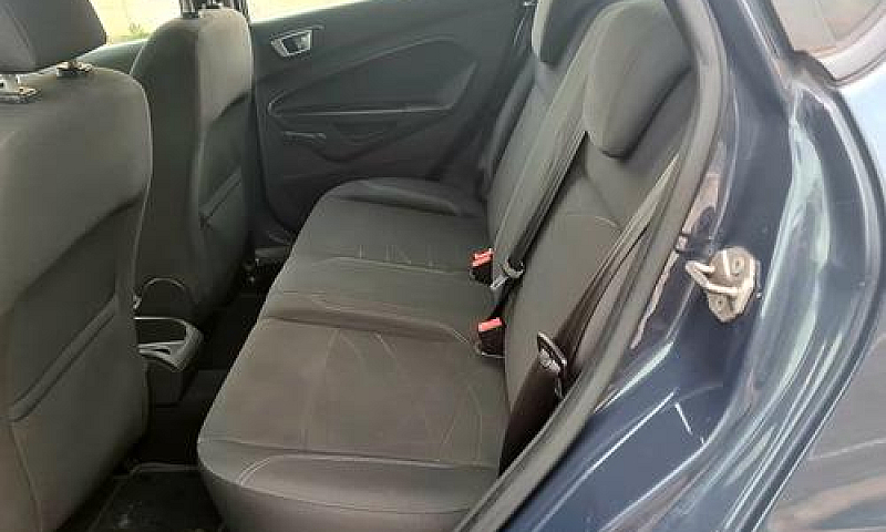 Ford Fiesta 1.4 5 Po...