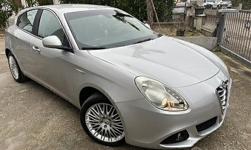 Alfa Romeo Giulietta...
