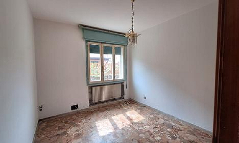5 Locali In Posizion...