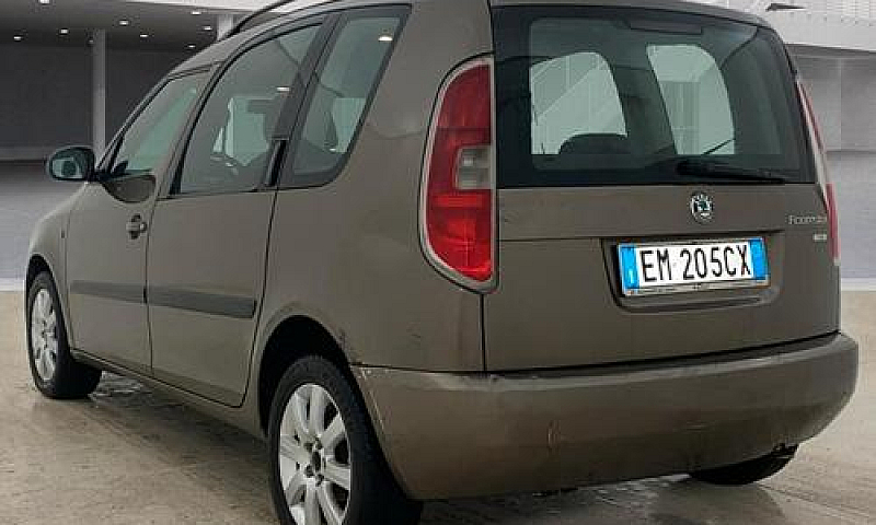 Skoda Roomster 1.2 T...