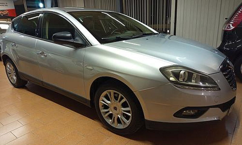 Lancia Delta 1.6 Mjt...