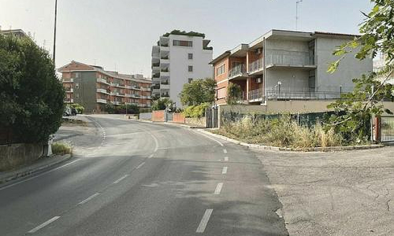 Nuova Costruzione Co...