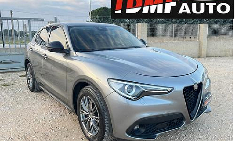 Alfa Stelvio 2.2 Tur...