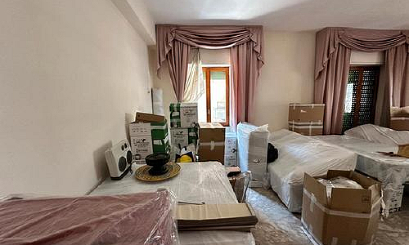 Ampio Appartamento C...