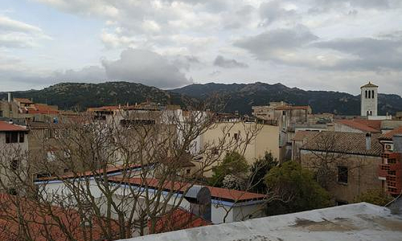 Ampio Bilocale Zona ...