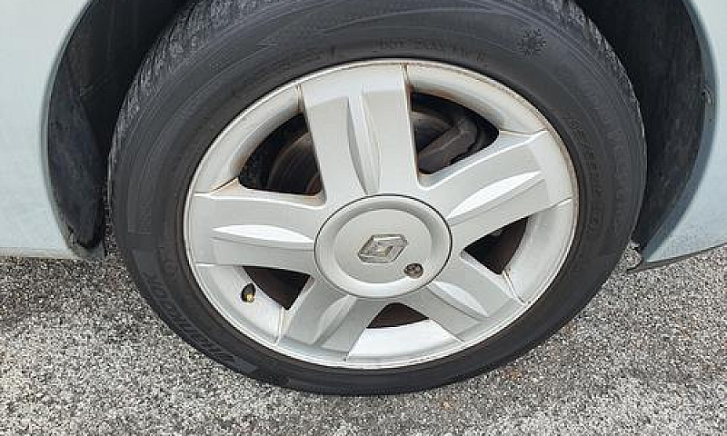 Renault Clio 1.4 16V...