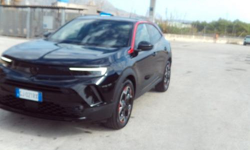 Opel Mokka Monovolum...
