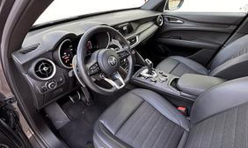 Alfa Romeo Stelvio...