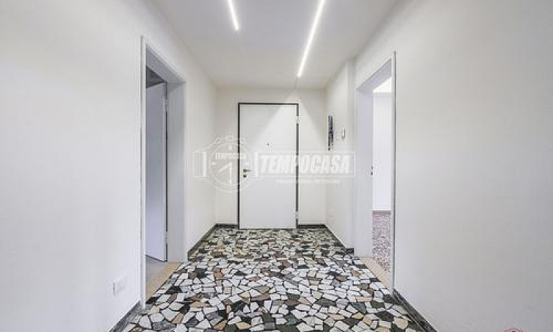 Ampio Quadrilocale R...