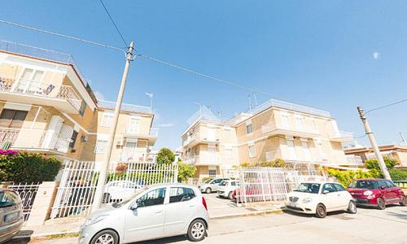 3 Locali A Manfredon...