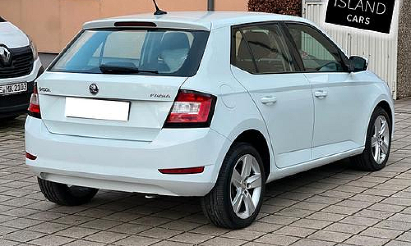 Skoda Fabia 1.0 Tfsi...