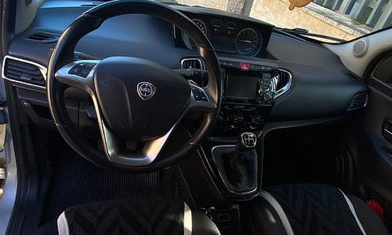 Lancia Y 1.2 Gpl 5 P...