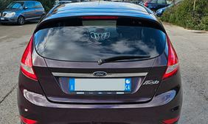 Ford Fiesta 1.4 Tdci...