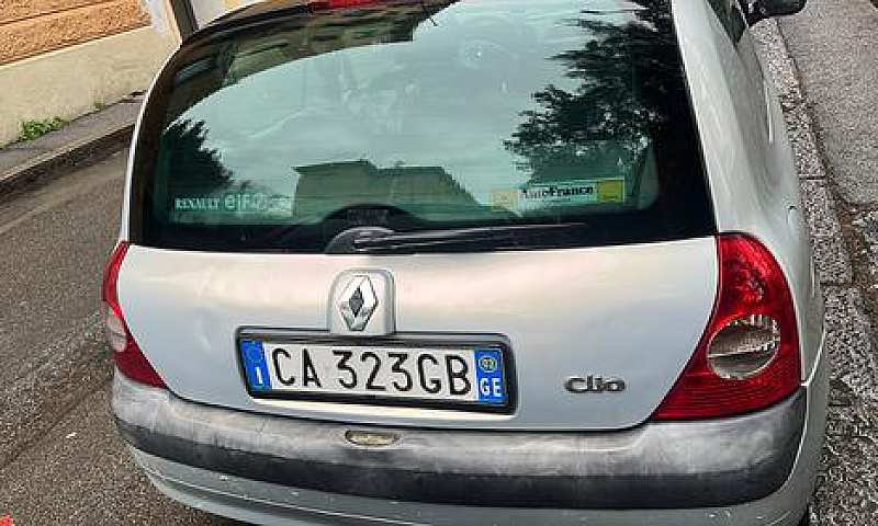 Renault Clio - 2002...
