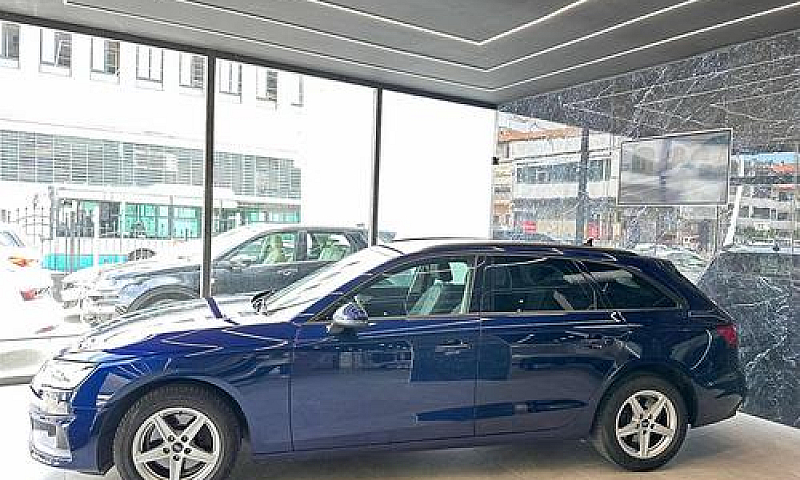Audi A4 Avant 30 Tdi...