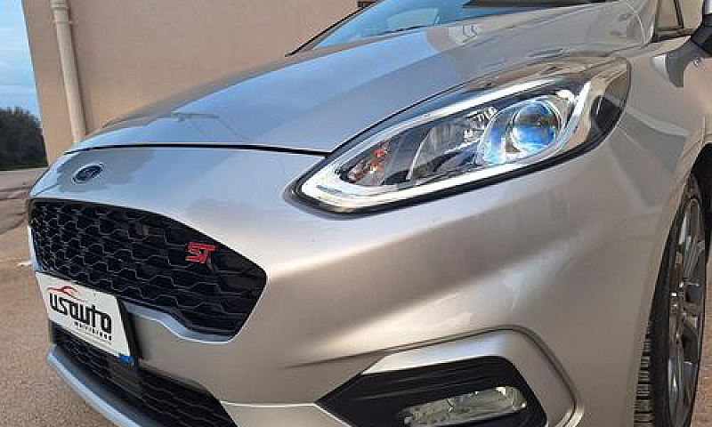 Ford Fiesta 1.5 Tdci...
