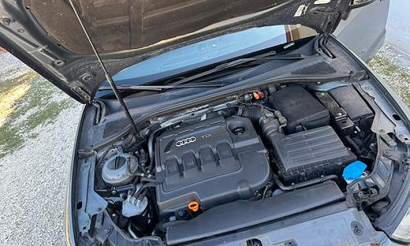 Audi A3 2.0...