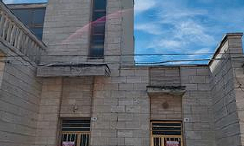Trilocale In Posizio...