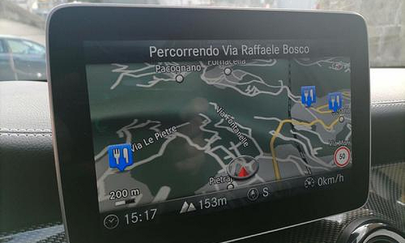 Mercedes-Benz Gla 20...