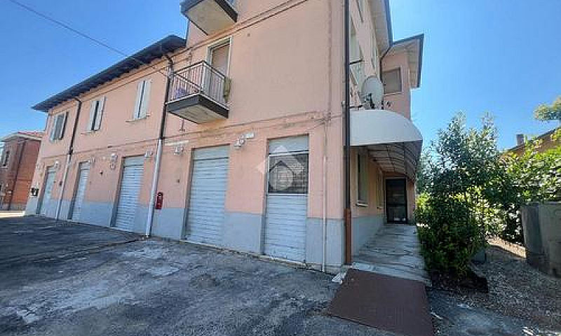 Palazzina A Budrio...