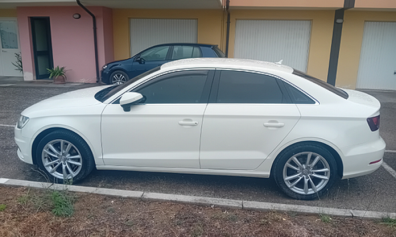 Audi A3 Sedan...