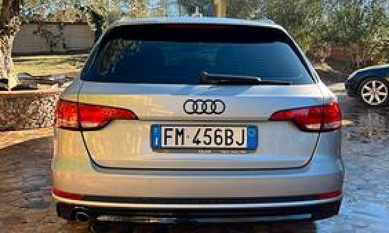 Audi A4 Avant 150Cv...