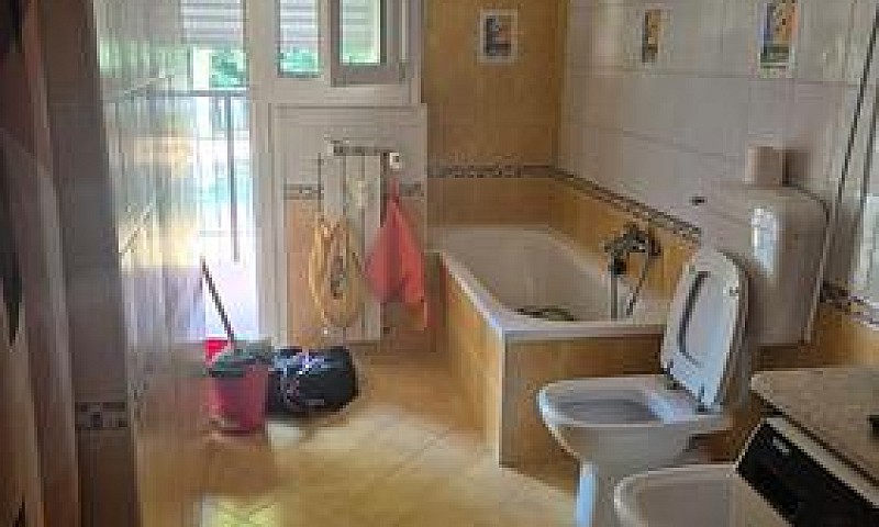 Privato Vende 90 Mq ...