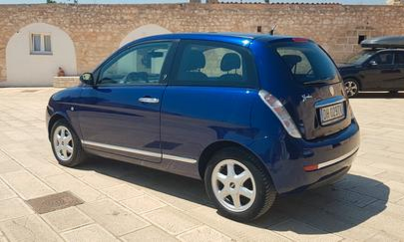Lancia Ypsilon 1.3 M...