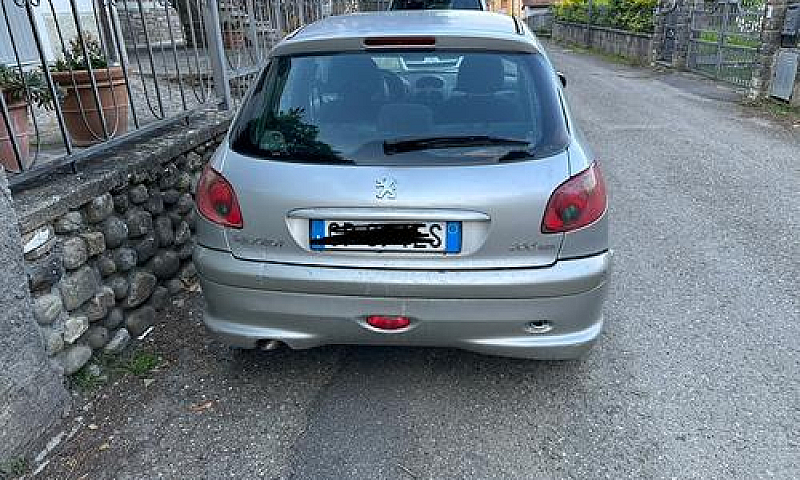 Peugeot 206 1.4 Hdi ...