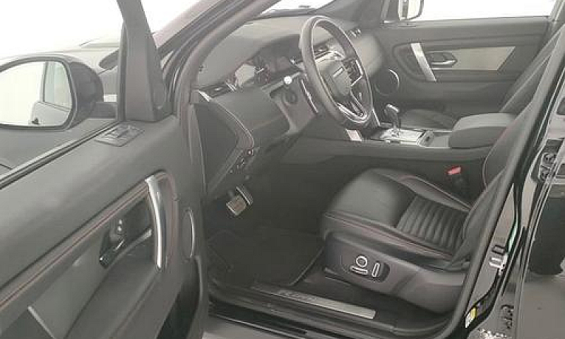 Land Rover Discovery...