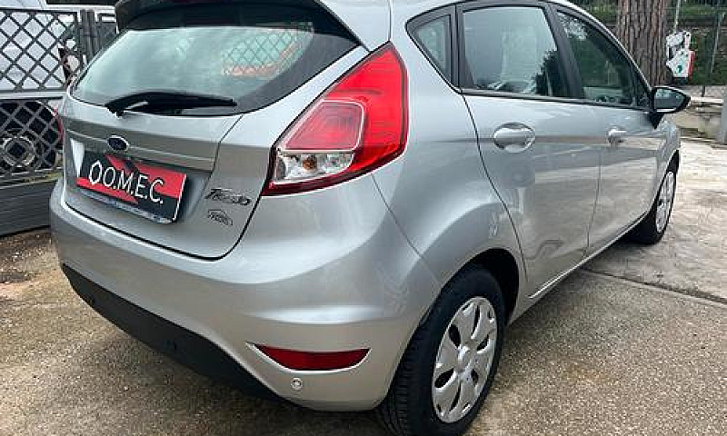 Ford Fiesta 1.5 Tdci...