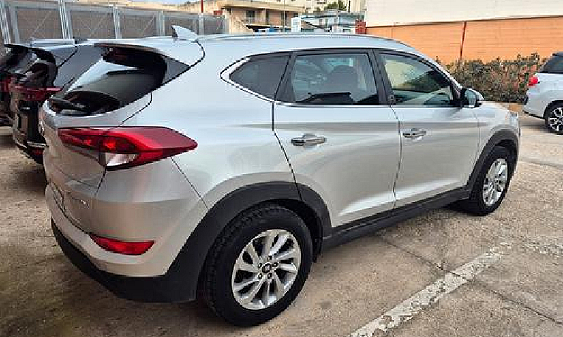 Hyundai Tucson 1.7 C...
