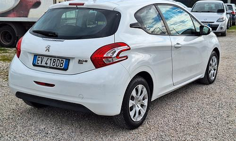Peugeot 208 1.2 E-Vt...