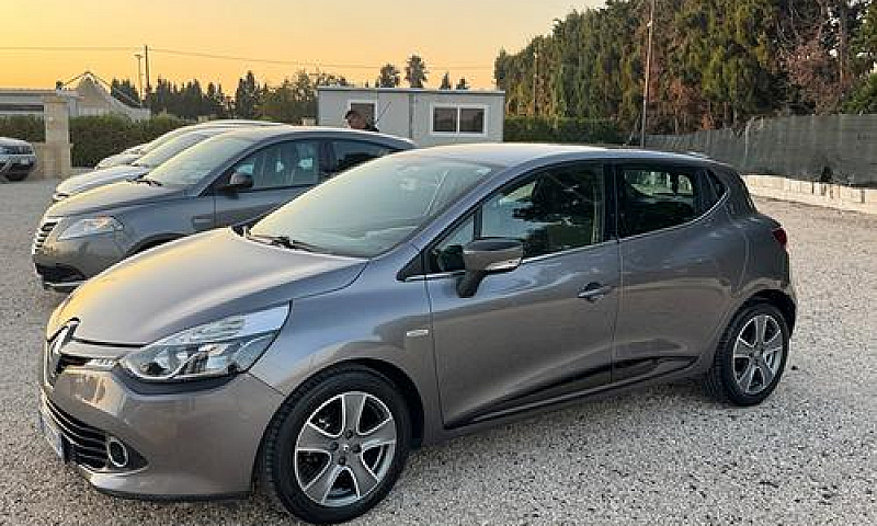 Renault Clio 1.2 75C...