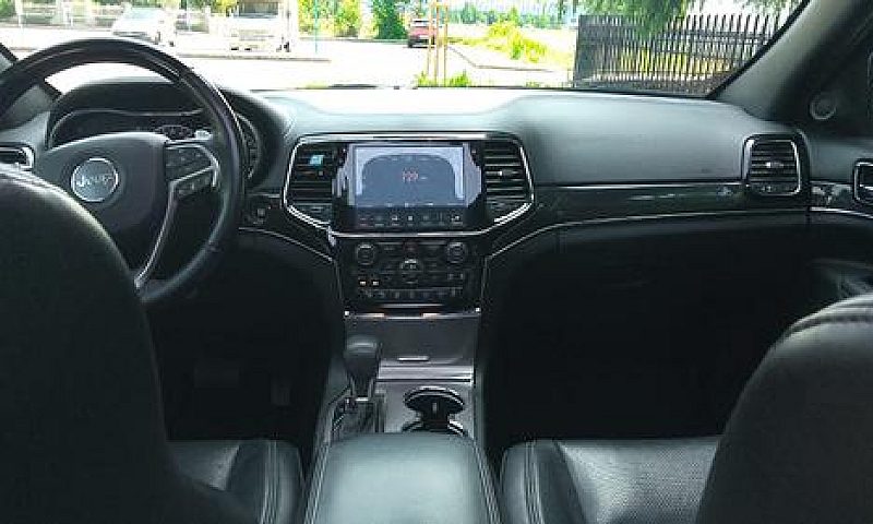 Jeep Grand Cherokee ...