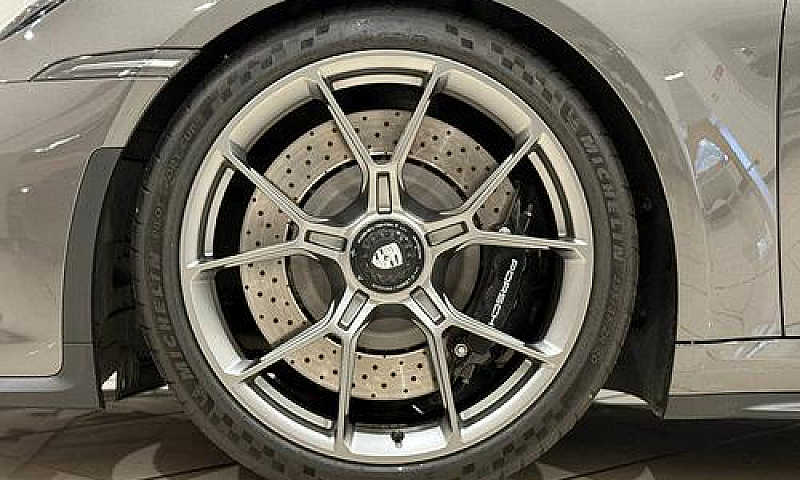 Porsche 911 Gt3 Tour...